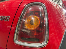 Load image into Gallery viewer, TAIL LAMP LIGHT - NW458298
