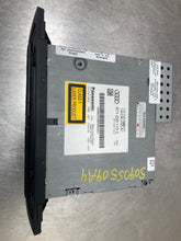 Load image into Gallery viewer, REMOTE CD CHANGER Audi A4 S4 S5 2009 09 - NW459041