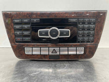 Load image into Gallery viewer, RADIO Mercedes-Benz C250 C300 C350 C63 2012 12 - NW459046