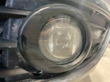 Load image into Gallery viewer, Fog Light Audi S4 A4 2003 03 2004 04 05 06 Left - NW458934