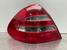 Load image into Gallery viewer, TAIL LIGHT LAMP ASSEMBLY E350 E320 E500 E55 03 04 05 06 Left - NW459496