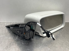 Load image into Gallery viewer, SIDE VIEW DOOR MIRROR C250 C300 C350 C63 2010 10 2011 11 Right - NW459700