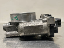 Load image into Gallery viewer, THROTTLE BODY Express 1500 Van Malibu Silverado 1500 Pickup 07-14 - NW460094