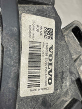 Load image into Gallery viewer, HEADLIGHT LAMP ASSEMBLY Volvo S60 V60 14 15 16 17 18 Right - NW459879