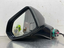 Load image into Gallery viewer, Side View Door Mirror Cadillac XT5 2017 - NW460387