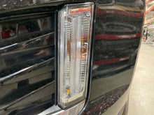 Load image into Gallery viewer, Park Lamp Light Cadillac XT5 2017 - NW460533