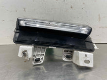 Load image into Gallery viewer, Park Lamp Light Cadillac XT5 2017 - NW460533