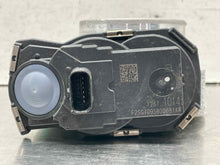 Load image into Gallery viewer, Throttle Body Cadillac XT5 2017 - NW460950