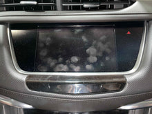 Load image into Gallery viewer, Radio Cadillac XT5 2017 - NW460785