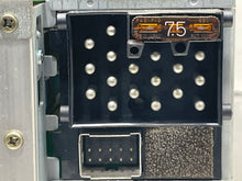 Load image into Gallery viewer, RADIO BMW 318I 323 M3 Z3 1998 99 00 01 02 - NW460790