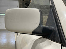 Load image into Gallery viewer, Side View Mirror BMW 318i 323i 328i 92 93 94 - 99 Right - NW460394