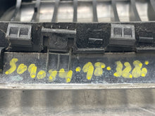 Load image into Gallery viewer, Grille BMW 328I 1998 - NW460609