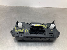 Load image into Gallery viewer, Temperature Controls Volkswagen Beetle 2013 - NW461589