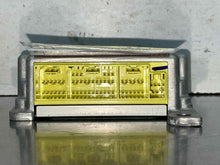 Load image into Gallery viewer, AIR BAG CONTROL MODULE COMPUTER Nissan Pathfinder 2005 05 - NW461969