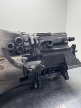 Load image into Gallery viewer, MANUAL TRANSMISSION 320i 323i 323ic 323is 325ci 325i 525i 98-05 - NW462601