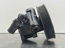 Load image into Gallery viewer, POWER STEERING PUMP BMW Z3 1997 97 1998 98 1999 99 00 01 02 - NW462574