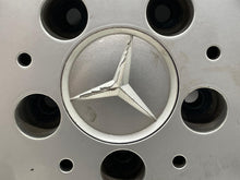 Load image into Gallery viewer, WHEEL Mercedes E300D E320 E430 1996 96 1997 97 98 99 - NW580659