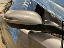 Load image into Gallery viewer, SIDE VIEW DOOR MIRROR Honda CR-V 2017 17 2018 18 2019 19 Right - NW462791