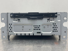 Load image into Gallery viewer, Radio Lincoln MKS 2015 - NW462997