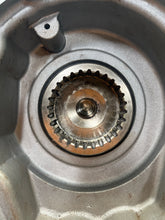 Load image into Gallery viewer, TRANSFER CASE S430 S500 E500 2003 03 2004 04 2005 05 2006 06 - NW463081