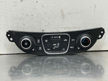 Load image into Gallery viewer, Temperature Controls Chevrolet Volt 2017 - NW463430