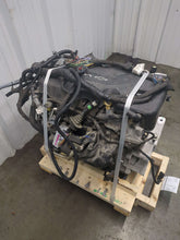 Load image into Gallery viewer, Engine Motor Chevrolet Volt 2017 - NW463342