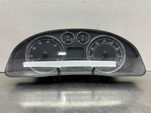 Load image into Gallery viewer, SPEEDOMETER CLUSTER Passat 2004 04 2005 05 - NW464049