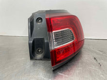 Load image into Gallery viewer, OUTER TAIL LIGHT LAMP Jeep Cherokee 14 15 16 17 18 Right - NW464077