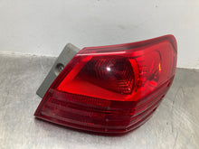 Load image into Gallery viewer, OUTER TAIL LIGHT LAMP Nissan Rogue 08 09 10 11 12 13 Right - NW464917