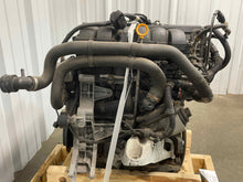 Load image into Gallery viewer, Engine Motor Volkswagen Touareg 2010 - NW465113