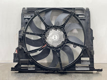 Load image into Gallery viewer, RADIATOR FAN ASSEMBLY 535i 535i Gt 640I 740i 740il Active 5 10-17 - NW465097