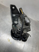 Load image into Gallery viewer, POWER STEERING PUMP 535i 535i Gt 550i Gt 640I 740i 740il 10-17 - NW465383