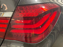 Load image into Gallery viewer, OUTER TAIL LIGHT LAMP 740i 740il 750i 750il 760li Active 7 Alpina B7 13-15 Right - NW465409