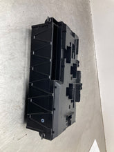 Load image into Gallery viewer, BODY CONTROL MODULE BCM COMPUTER 535i Gt 550i Gt 740i 740il 750i 13-17 - NW465029