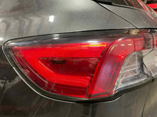 Load image into Gallery viewer, Tail Lamp Light Ford Escape 2020 - NW465897