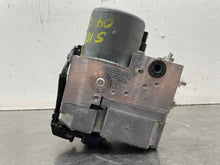 Load image into Gallery viewer, ABS Pump Chevrolet Corvette 2004 - NW466150