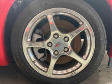 Load image into Gallery viewer, Wheel Rim Chevrolet Corvette 2004 - NW466461