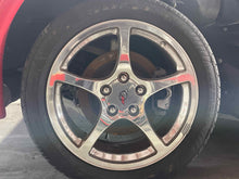 Load image into Gallery viewer, Wheel Rim Chevrolet Corvette 2004 - NW466462