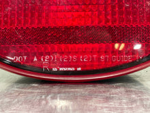 Load image into Gallery viewer, TAIL LIGHT LAMP ASSEMBLY Corvette 97 98 99 00 01 02 03 04 Right - NW466428