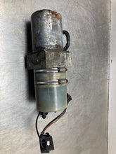 Load image into Gallery viewer, Convertible Top Motor Mercedes-Benz SL500 2003 - NW466222