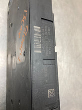 Load image into Gallery viewer, BODY CONTROL COMPUTER Clubman Mini Cooper Countryman 2008 08 09 10 11 12 - NW466536