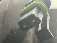 Load image into Gallery viewer, HEADLIGHT LAMP ASSEMBLY Saturn Ion 03 04 05 06 07 Left - NW473241