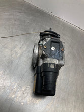 Load image into Gallery viewer, THROTTLE BODY BMW 323i 328i 528i Z3 1999 99 2000 00 - NW467357