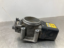 Load image into Gallery viewer, THROTTLE BODY BMW 323i 328i 528i Z3 1999 99 2000 00 - NW467357
