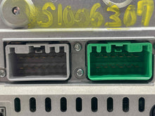 Load image into Gallery viewer, RADIO Volvo S60 V70 2005 05 2006 06 2007 07 - NW467835