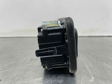 Load image into Gallery viewer, REAR TEMPERATURE CONTROLS ML320 ML350 ML430 ML500 ML55 02-05 - NW468172