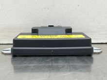 Load image into Gallery viewer, TRANSFER CASE CONTROL COMPUTER ML320 ML430 98 99 - 05 - NW468073