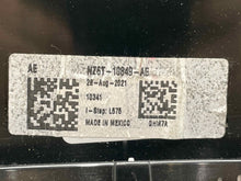 Load image into Gallery viewer, Speedometer Cluster 2022 - NW468695