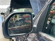 Load image into Gallery viewer, Side View Door Mirror 2022 - NW468428
