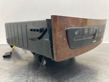 Load image into Gallery viewer, REMOTE CD CHANGER E350 E550 B200 CLS500 CLS55 CLS550 CLS63 E280 03-13 - NW468645
